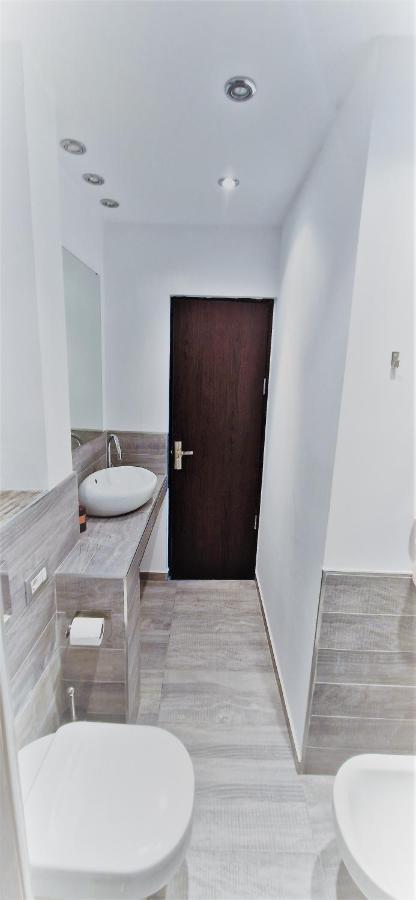 Old Town Apartment Βουκουρέστι Εξωτερικό φωτογραφία